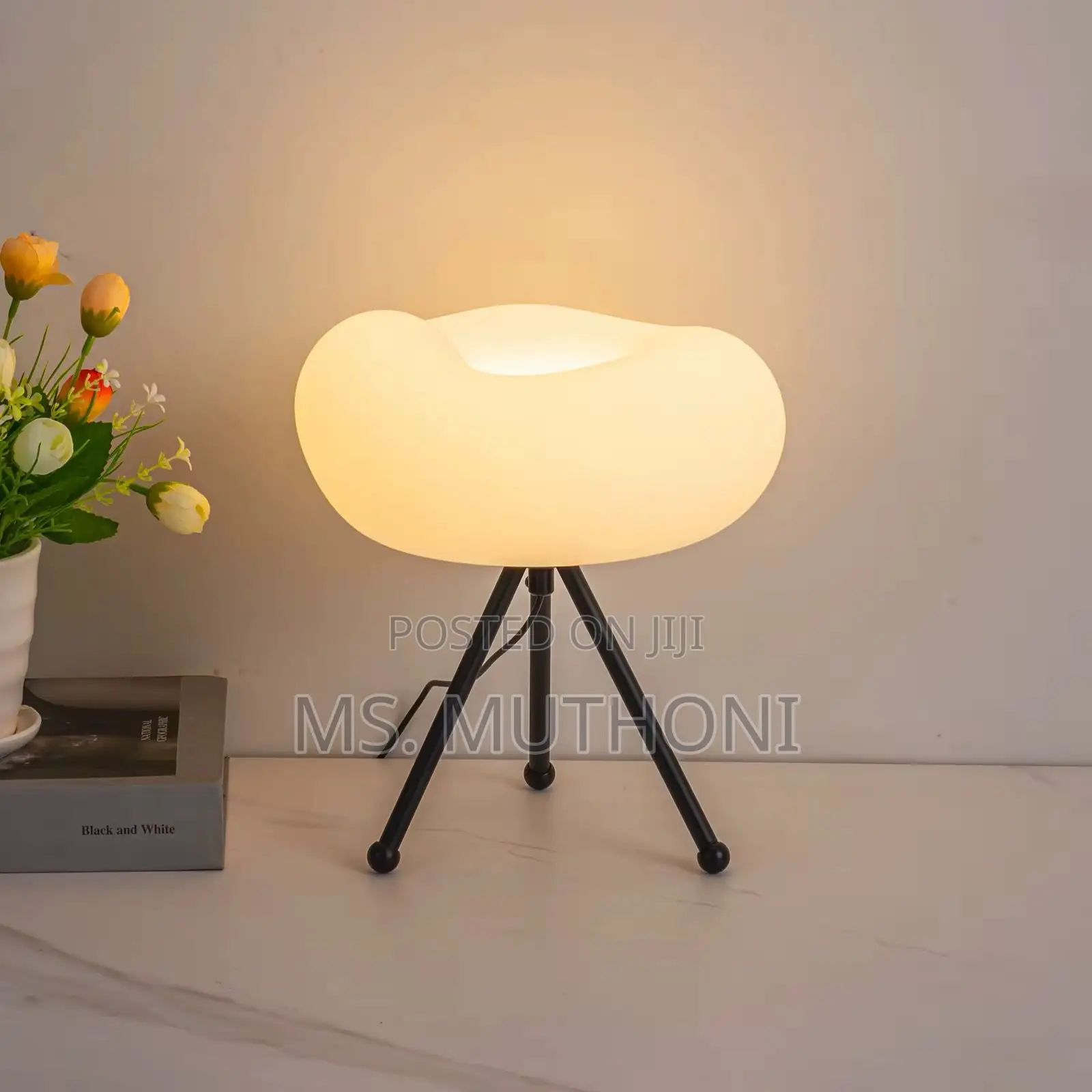Creative Luxury Tripod Cloud Lamp —