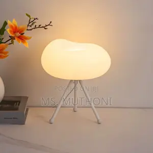 Creative Luxury Tripod Cloud Lamp —