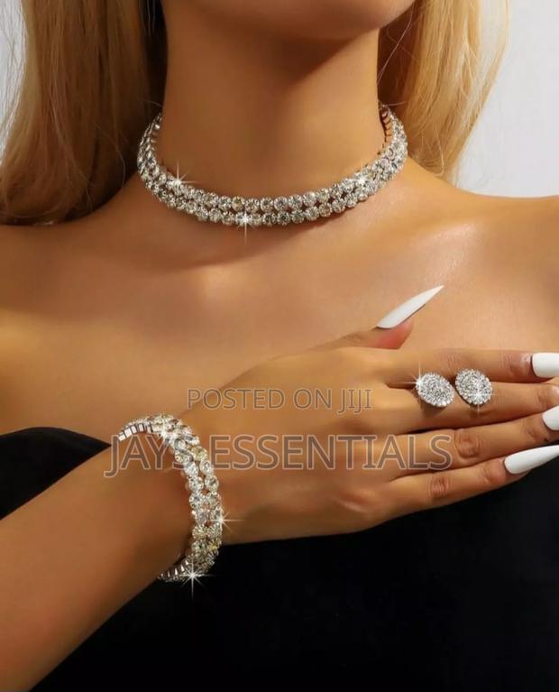 3 Piece Necklace Set - thumbnail 3