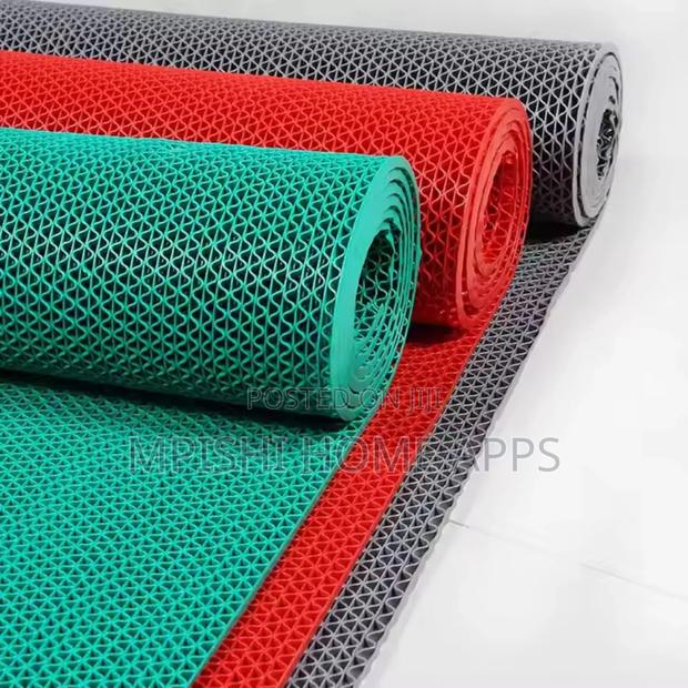 Aqua Grip Anti Slip Mat - main view