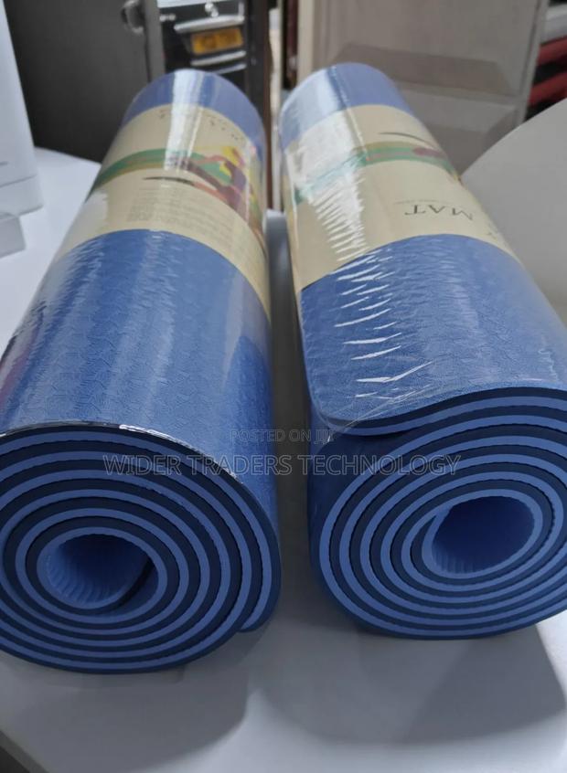 Double Sided Anti-Slip Yoga Mats
8mm - main view