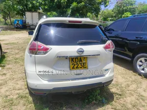 Nissan X-Trail 2014 White