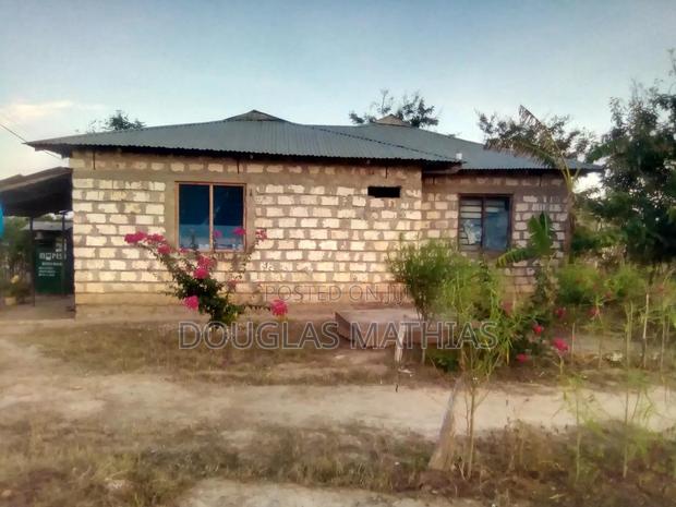 2bdrm House in Kadzonzo, Mariakani for sale - thumbnail 2