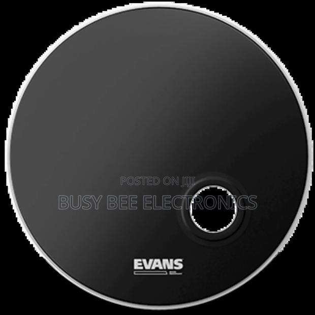 Evans Emad Resonant 20′′ Bass Drumhead - main view