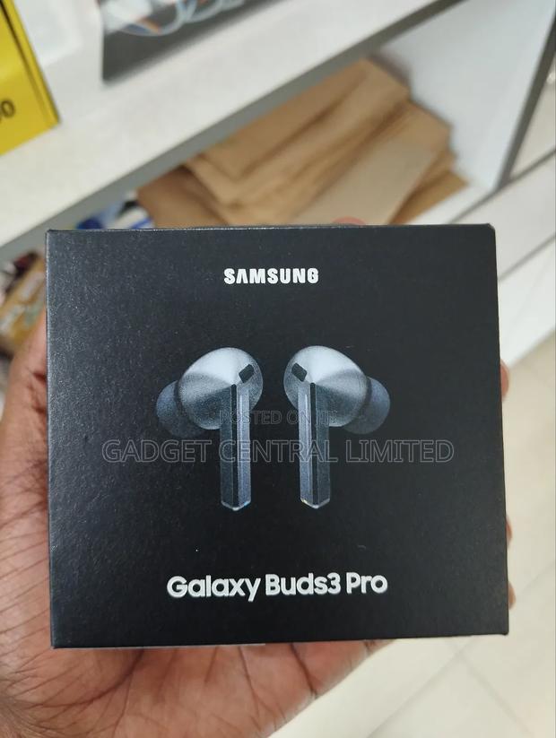Samsung Galaxy Buds 3 Pro - main view