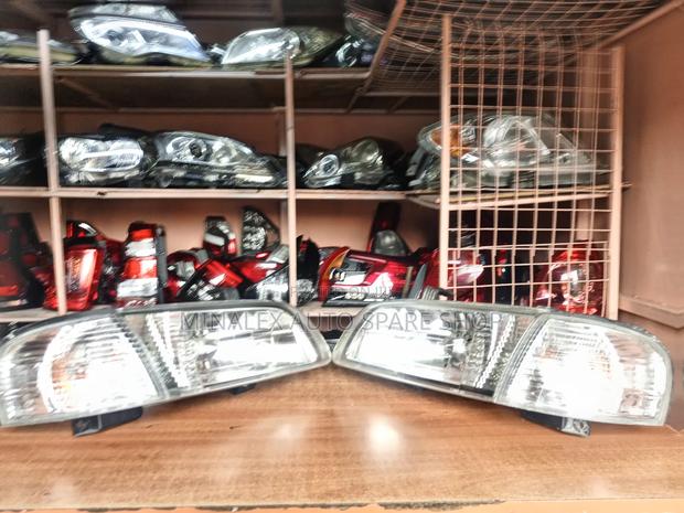 B15 Shinny Reflector Headlights