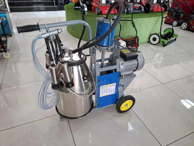 Single Bucket(25kg) Milking Machine. - thumbnail 2