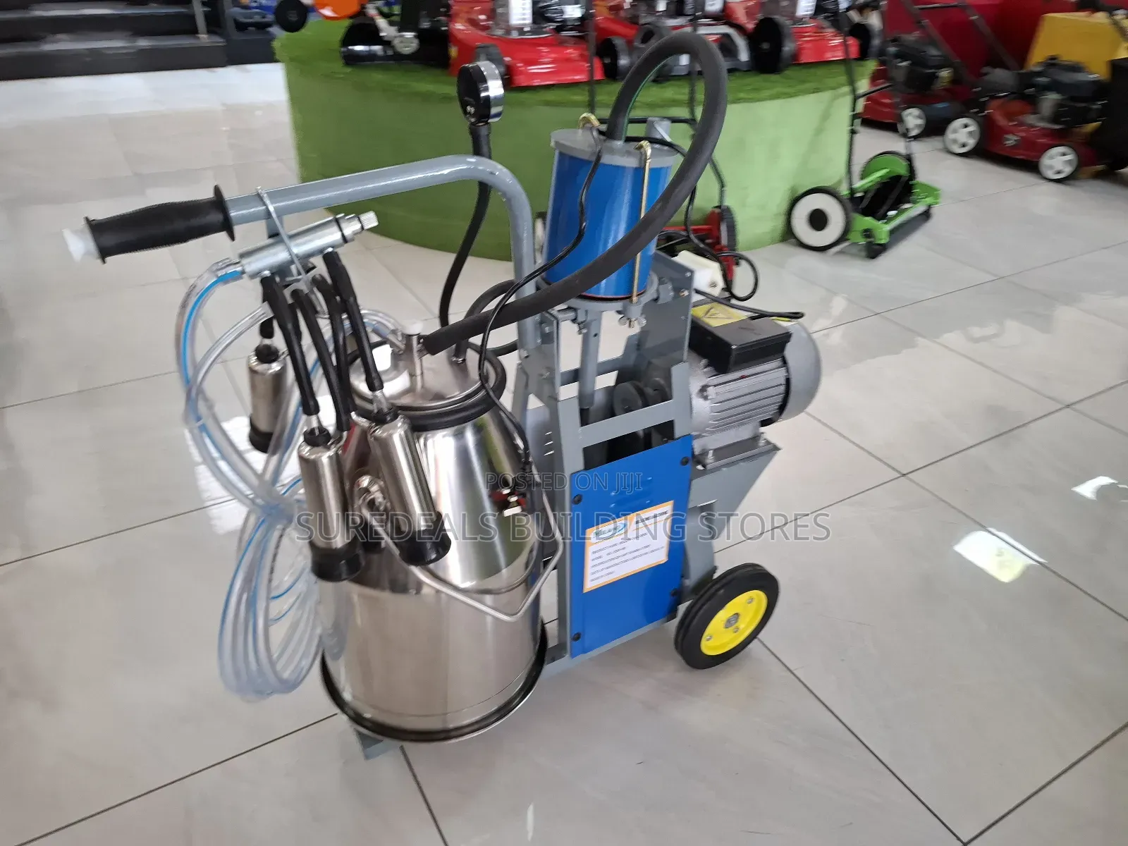 Single Bucket(25kg) Milking Machine.