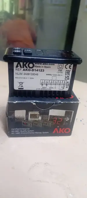 Ako Controller Switch