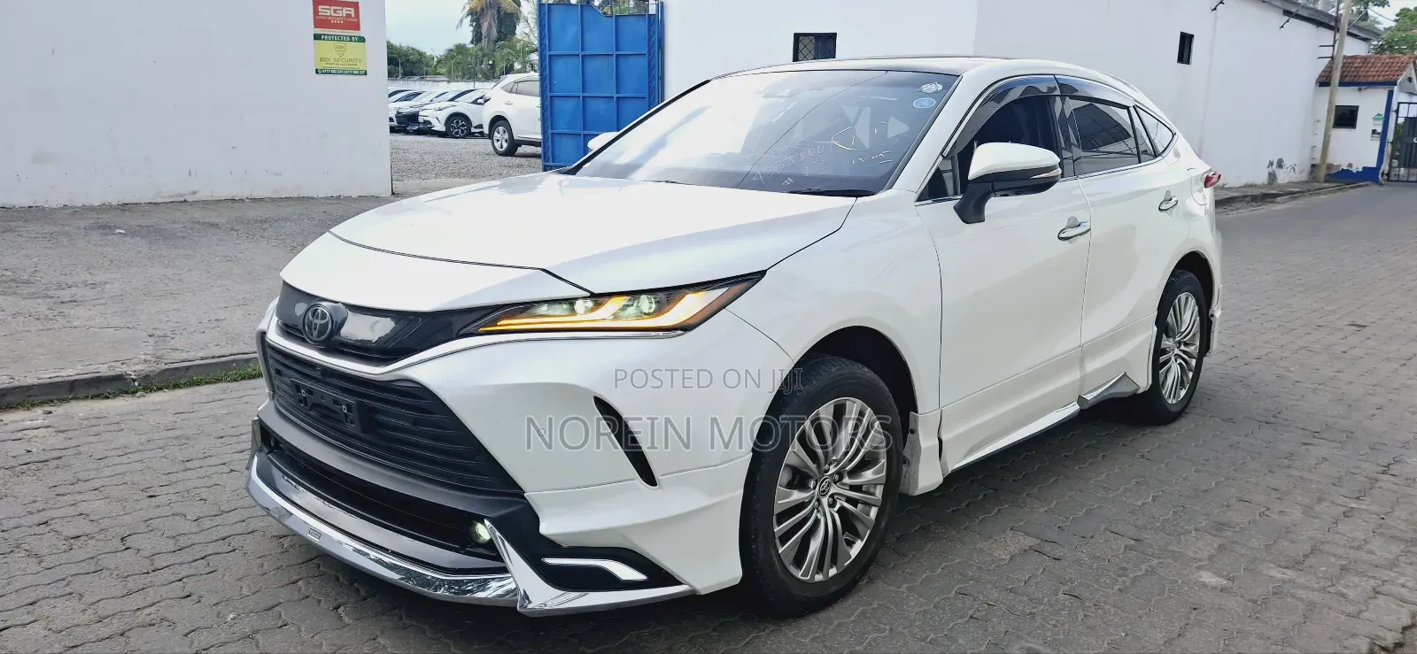 Toyota Harrier 2021 White
