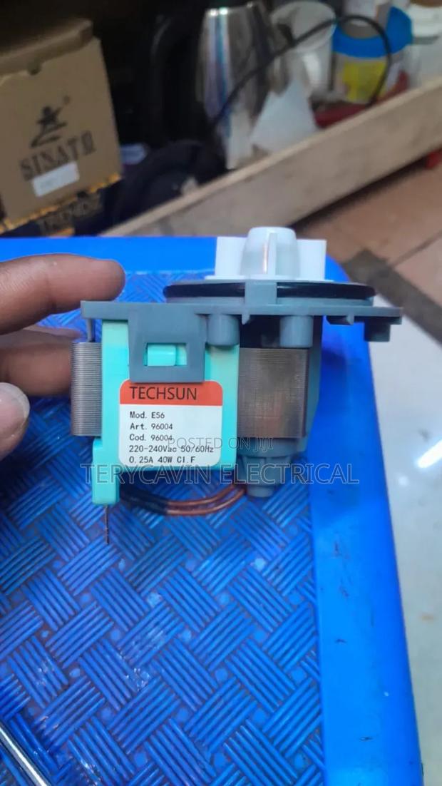 Super Quality Universal Drain Pump - thumbnail 2