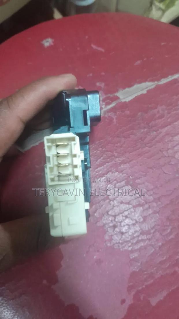 3 Pins Door Lock Switch - thumbnail 3
