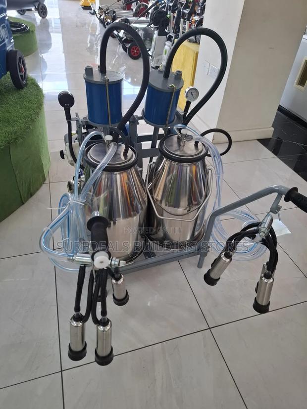 Double Cow Milking Machine