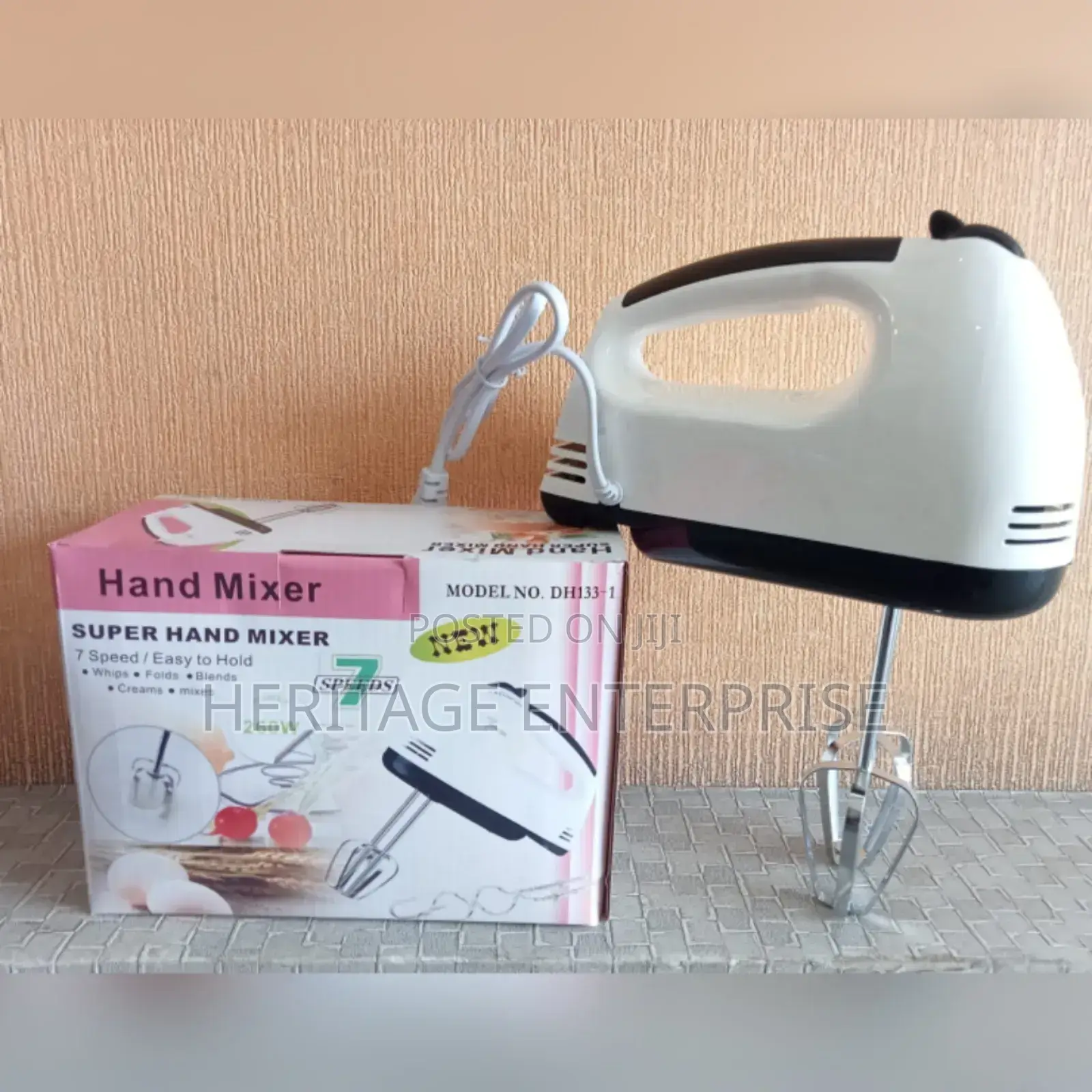 Hand Mixer, Scarlet Hand Mixer
