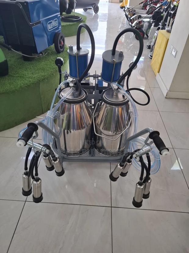 Double Barrel 50ltrs Milking Machine - thumbnail 3