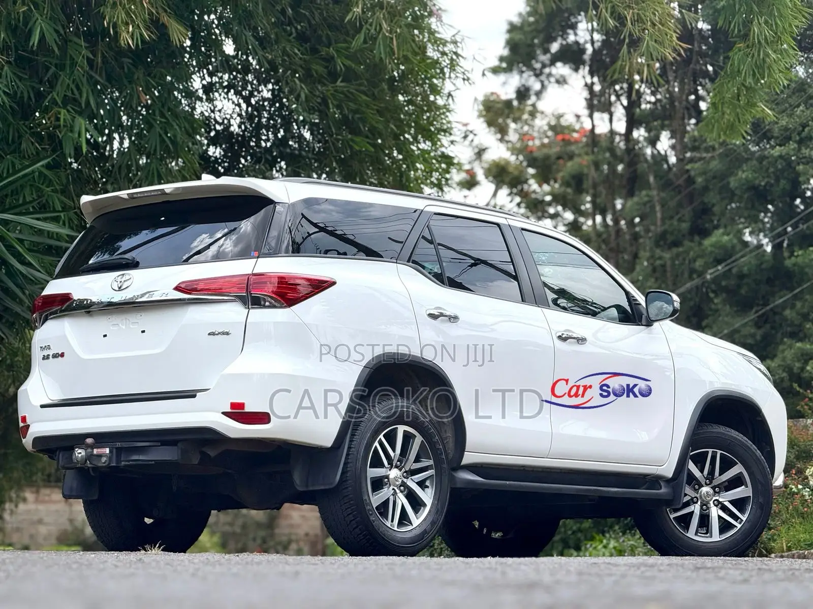 Toyota Fortuner 2.8 D RWD 2018 White