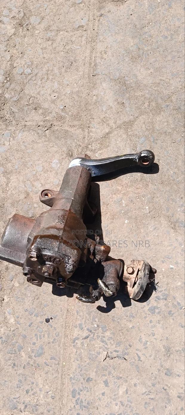 Steering Box Hilux Millennium 2-Wheel D. - thumbnail 8