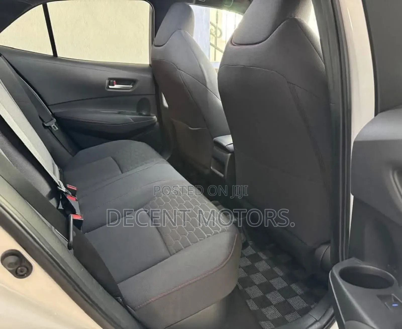 Toyota Corolla 2018 White