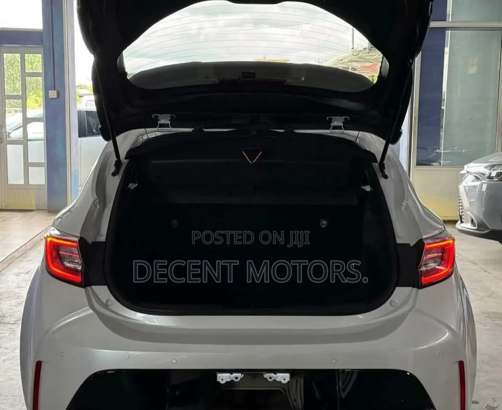Toyota Corolla 2018 White