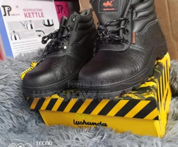 Safety Boots Safety Boots - main view