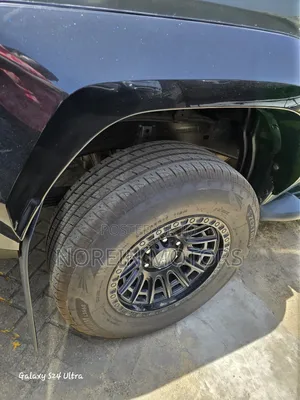 Toyota Hilux 2019 Green