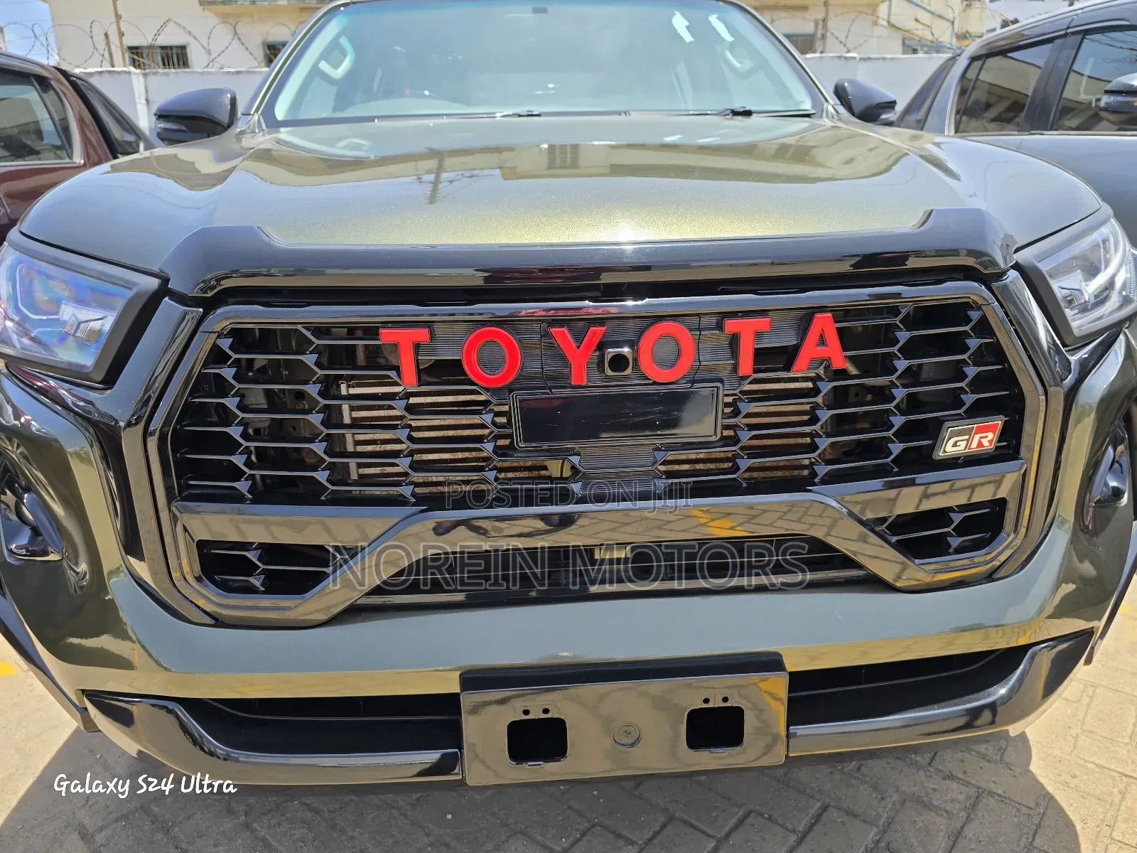 Toyota Hilux 2019 Green