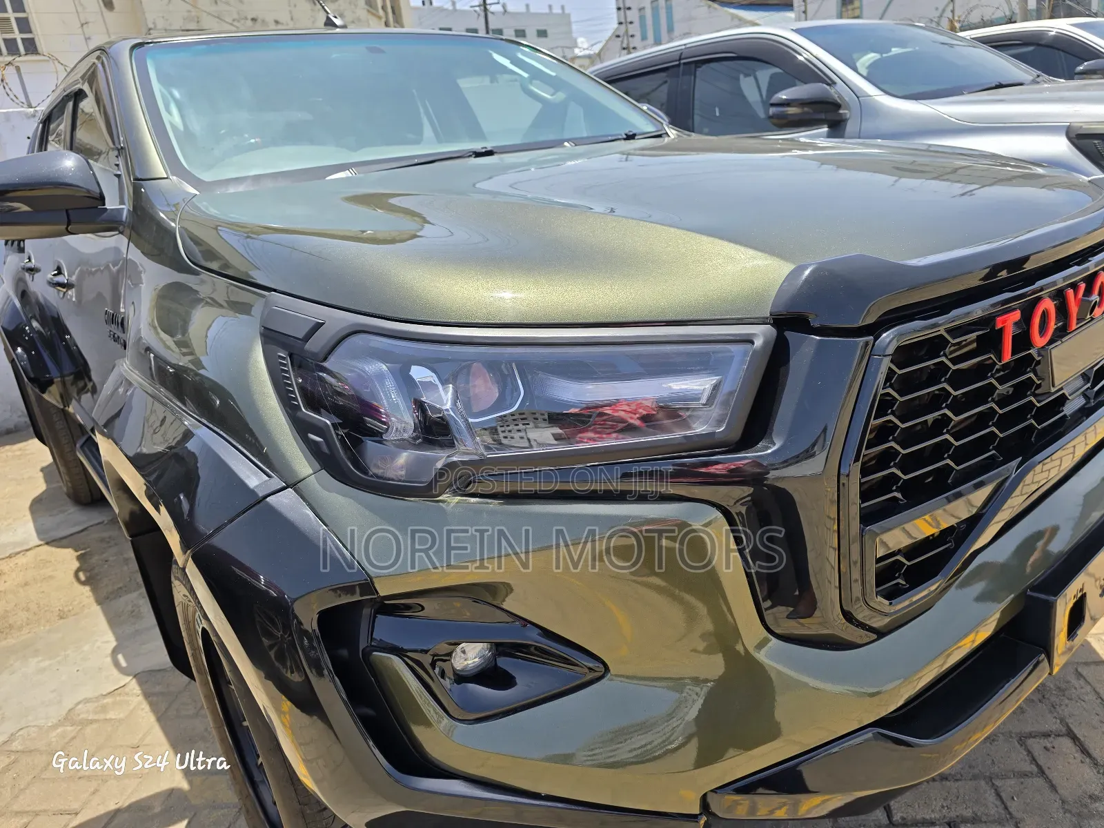 Toyota Hilux 2019 Green