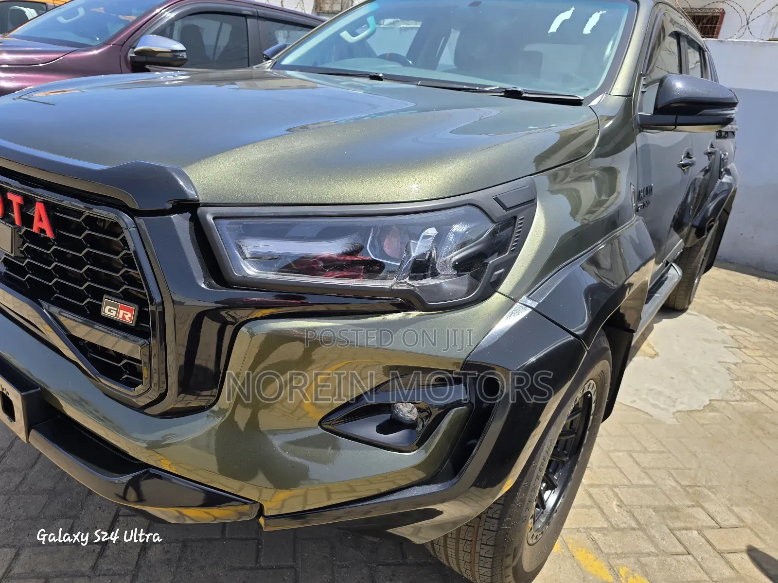 Toyota Hilux 2019 Green