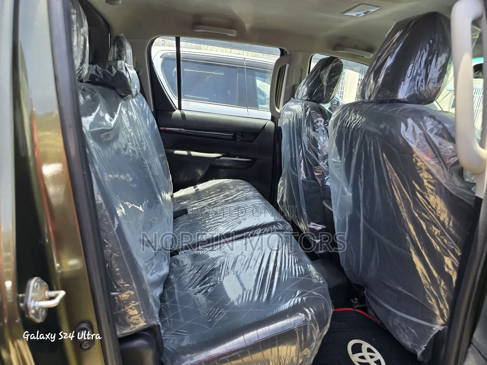 Toyota Hilux 2019 Green