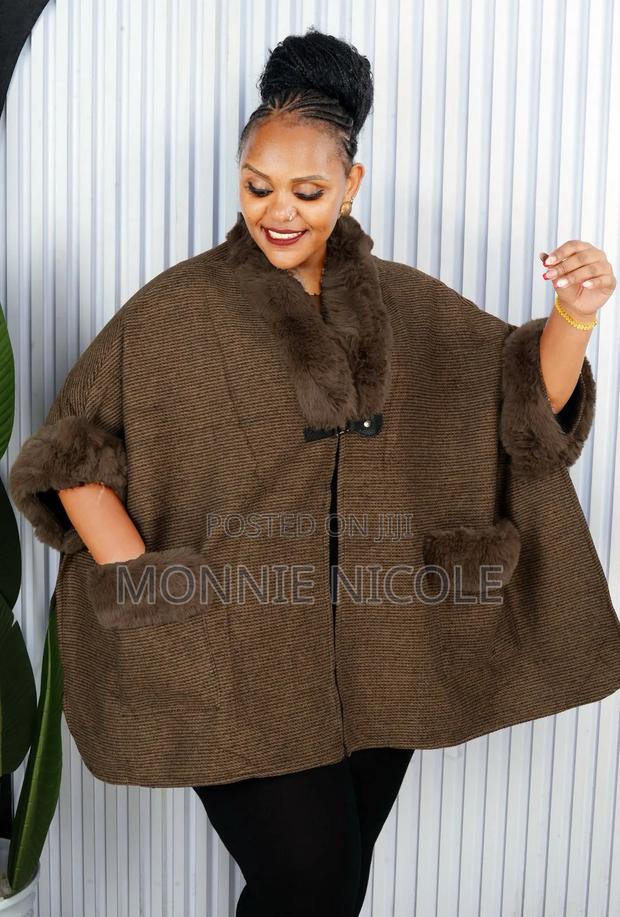 High Quality Woolen Ponchos- Versatile - main view