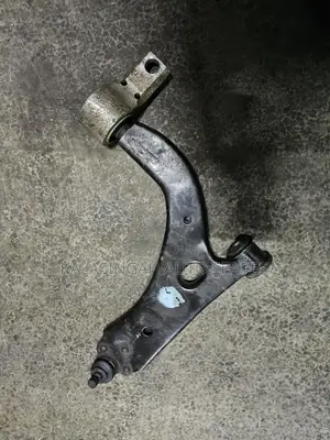 Control Arm Demio 2005