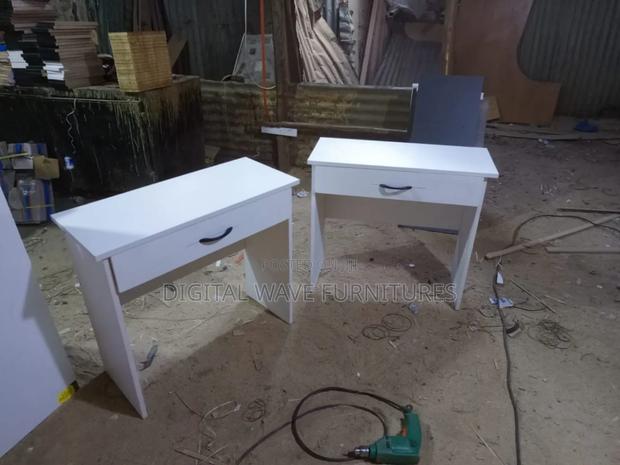 White Writing Pad 0.8m. With Drawer