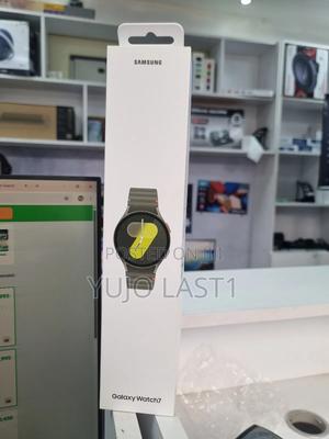 Samsung Galaxy Watch 7 - main view