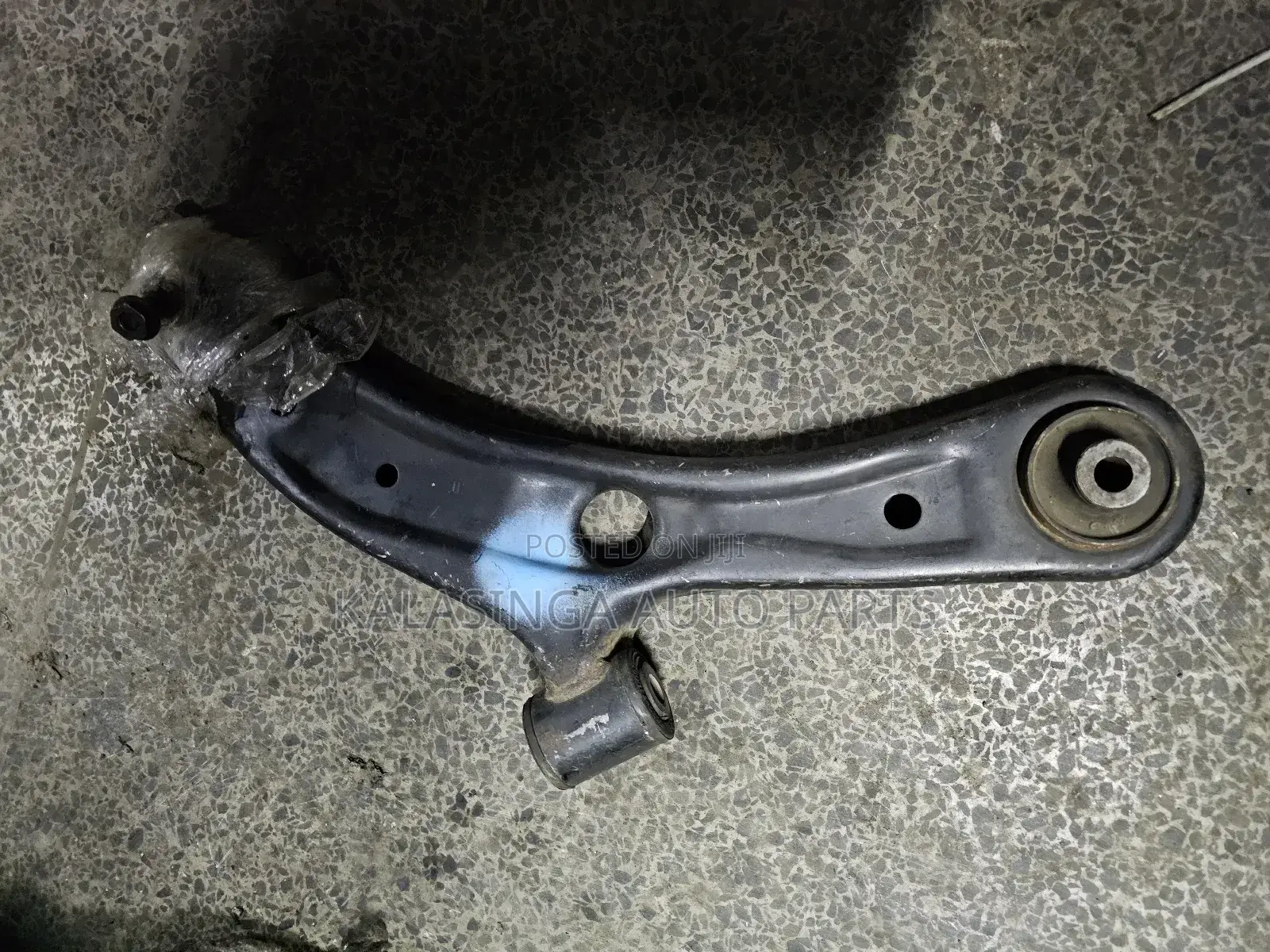 Control Arm Suzuki Swift