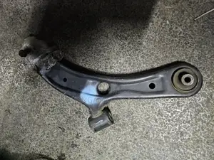 Control Arm Suzuki Swift