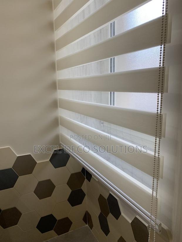 Stylish Elegant Sheer Zebra Roller Blinds