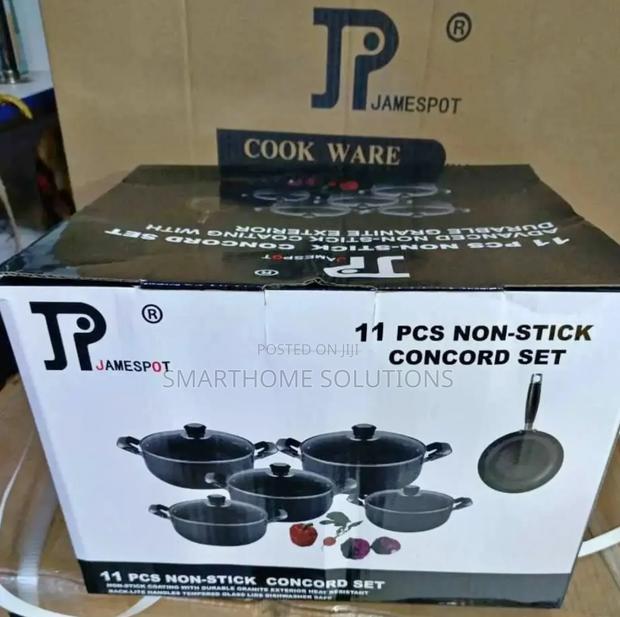 60*90 Mika 4+2 Free Standing Cooker