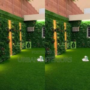 Fake Grass Carpets. Wall and Floor Decor - thumbnail 2
