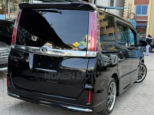 Toyota Noah 2019 Black