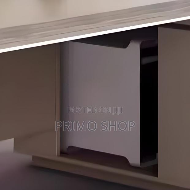 Office Desk; Professional Classy Executive Desk - thumbnail 4