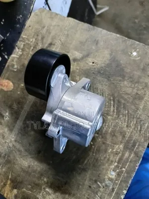 Fan Belt Tensioner Yd25 Nv350/Nissan Navara