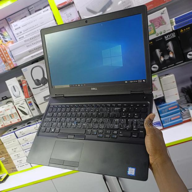 Laptop Dell Latitude 5590 16GB Intel Core I7 SSD 512GB - thumbnail 5