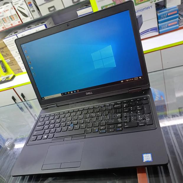 Laptop Dell Latitude 5590 16GB Intel Core I7 SSD 512GB - thumbnail 6