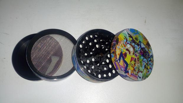 Custom Rick N Morty Grinder - thumbnail 4