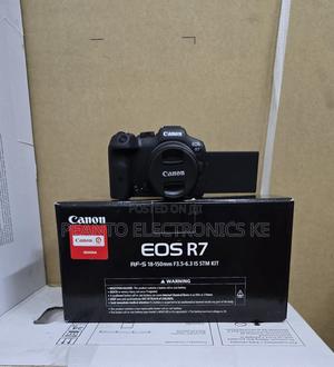 Canon Eos R7 Mirrorless Camera With 18-150mm Lens - thumbnail 2