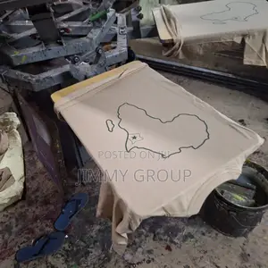Round Neck T-Shirts. Screen Printing