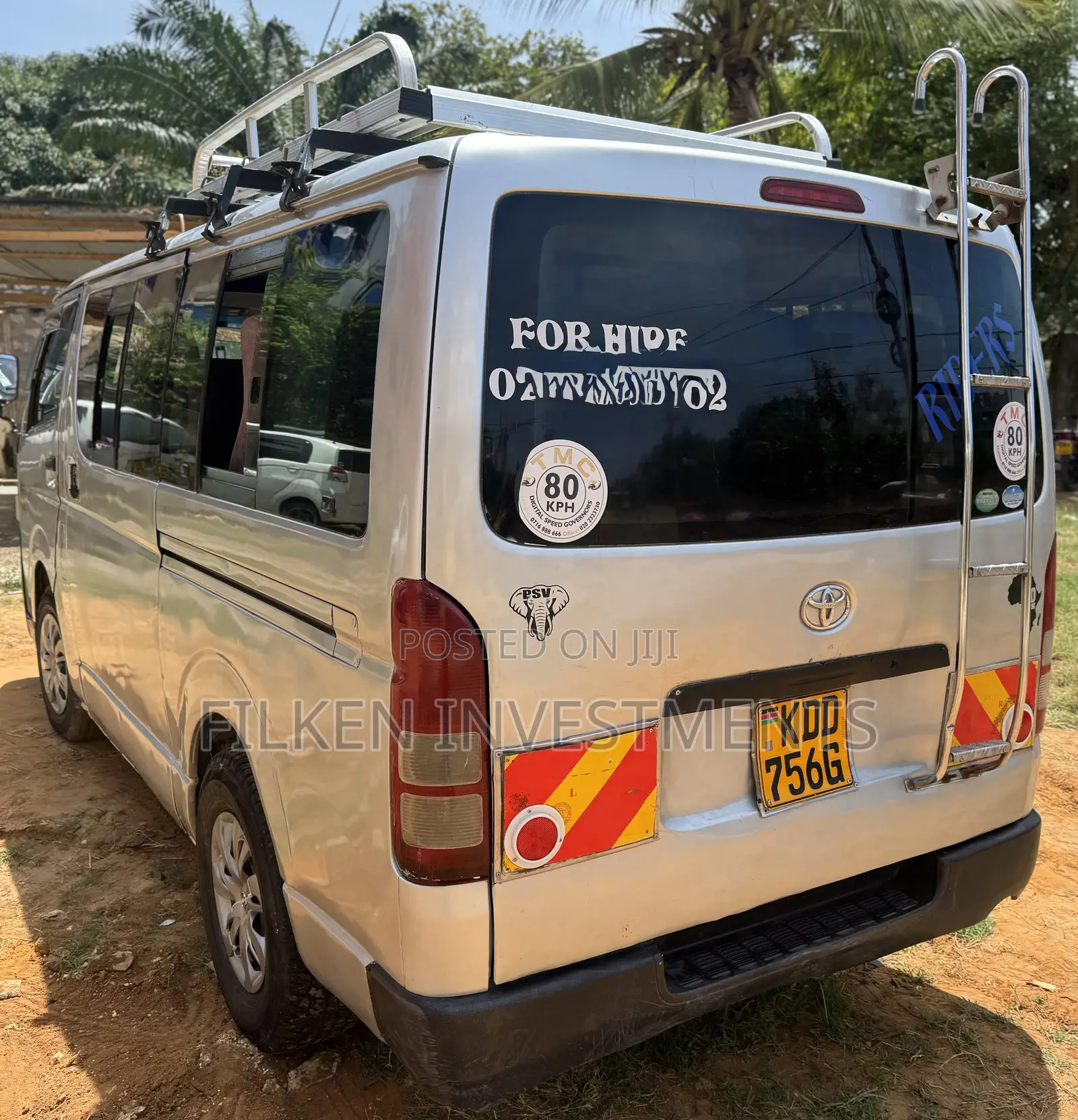 Toyota HiAce 2014 Silver
