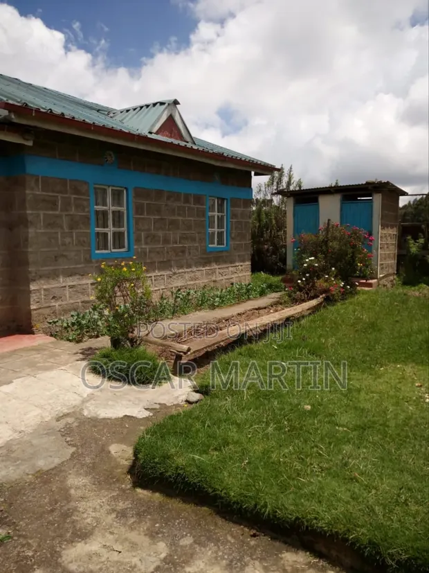 Furnished 3bdrm House in Magumu for sale