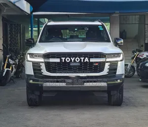 Toyota Land Cruiser 3.5 Petrol 4WD 2021 Off white