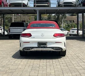Mercedes-Benz C180 2018 Pearl